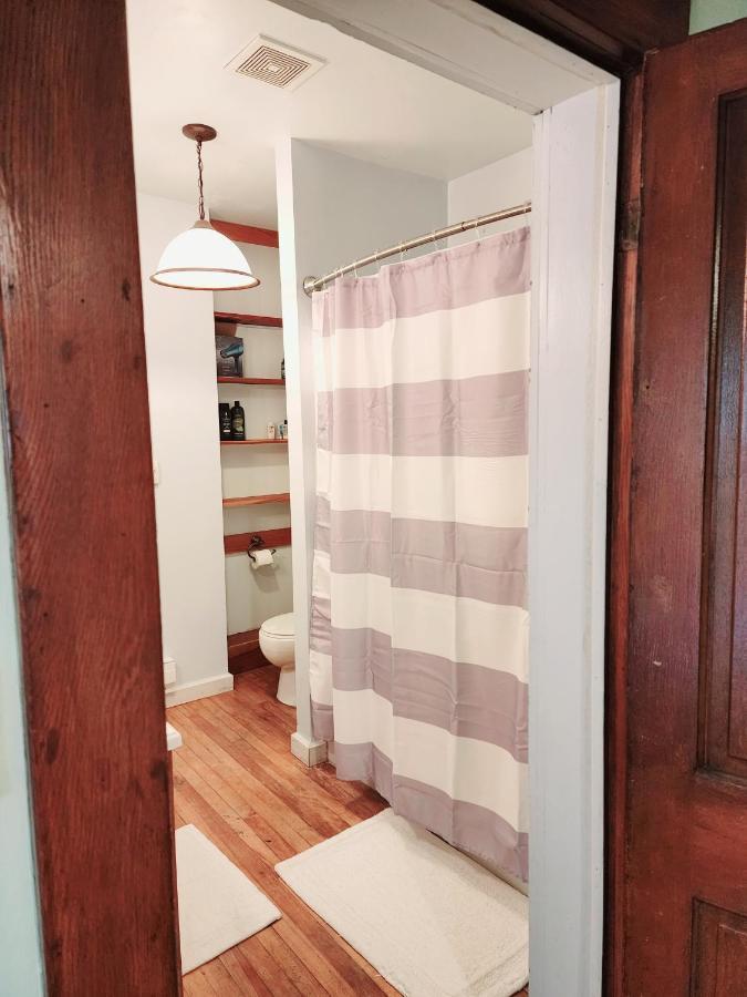 BaseCampWV-Durbin. Spacious 4 bedroom house w/yard Exterior foto